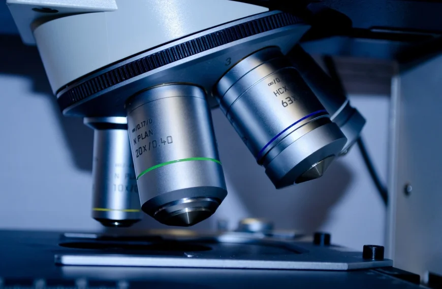 medical-microscope